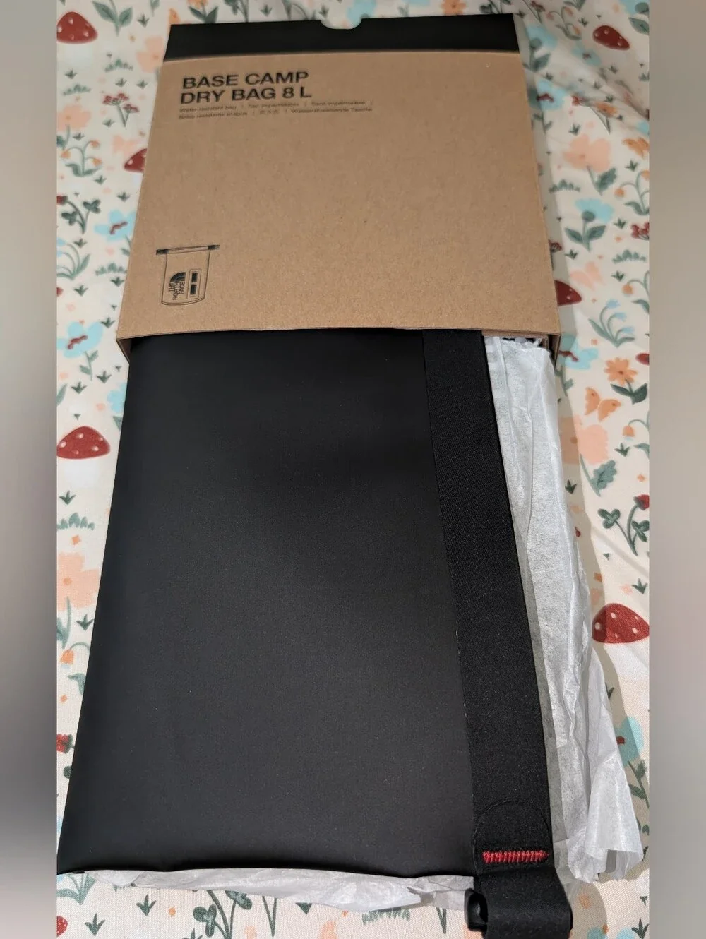 The North Face Base Camp Dry Bag 8L Waterproof Black New